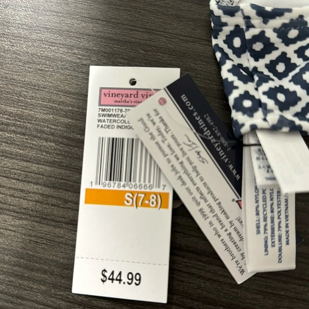 NWT! Vineyard Vines Watercolor Geo Bikini Top‎